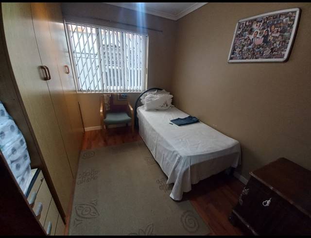 4 BEDROOM HOUSE FOR SALE IN STRANDFONTEIN